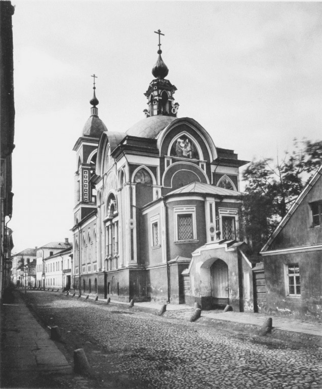 Церковь Николая Чудотворца Мокрого, Тверской (Центральный административный округ (ЦАО), г. Москва). архивная фотография, Найденов Н. А. Москва. Соборы, монастыри и церкви. Ч. I: Кремль и Китай-город. М., 1883, N 32 (Вид с юго-востока) фото 1882 год