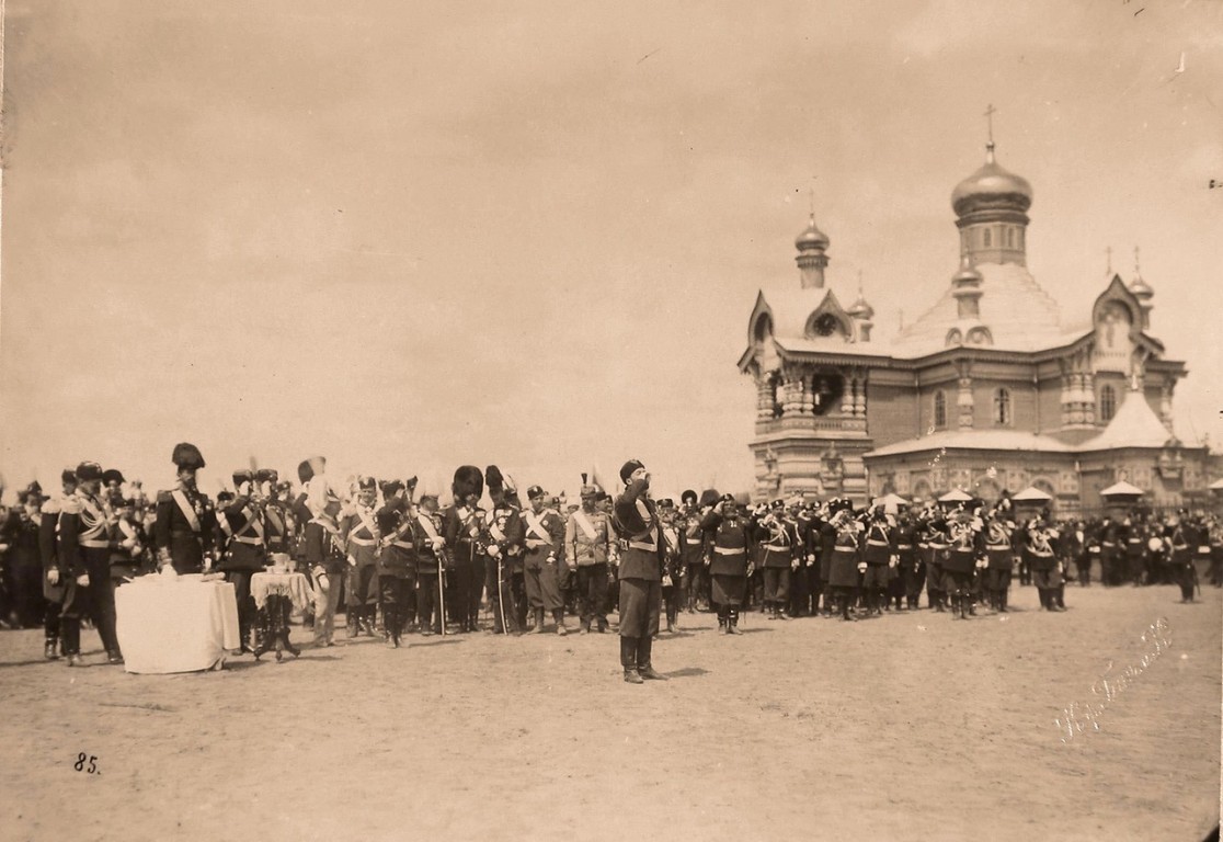 Аэропорт. Церковь Сергия Радонежского на Ходынском поле (старая). архивная фотография, 1896 год фото с http://img-fotki.yandex.ru/get/5309/97833783.9b8/0_104d34_bf8121b8_XXXL.jpg