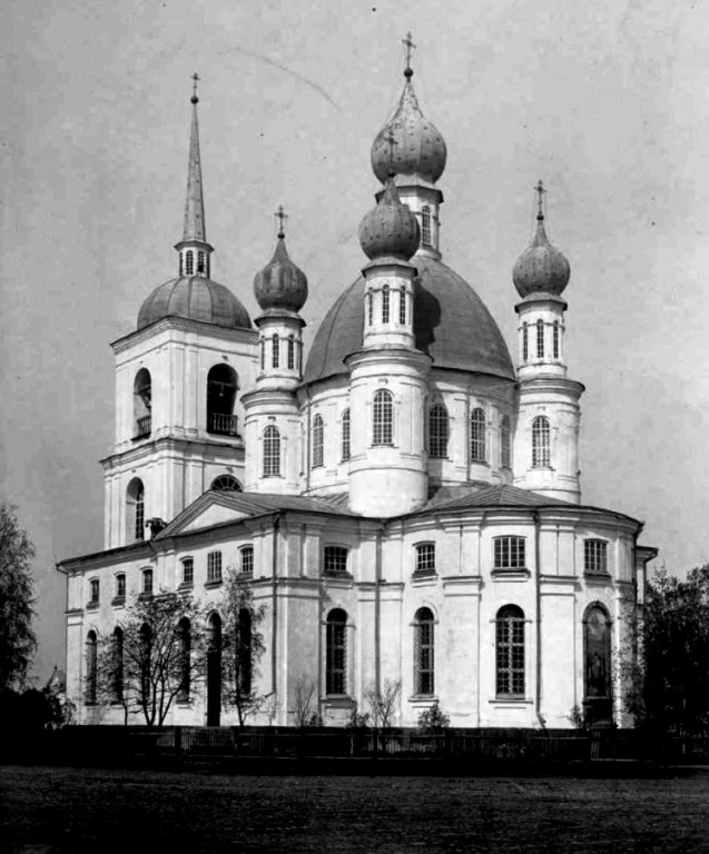 Собор Преображения Господня, Опочка (Опочецкий район, Псковская область). архивная фотография, фото с сайта http://schwarzze.livejournal.com/photo/album/2492/