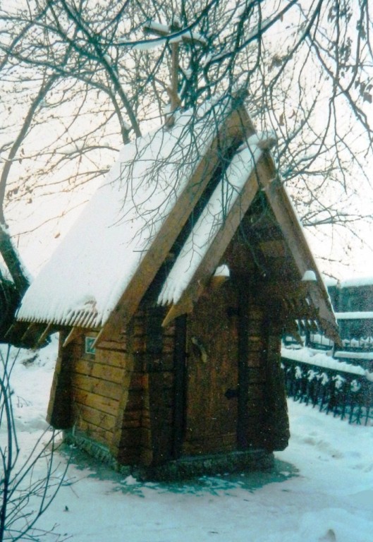 Перхушково. Неизвестная часовня. фасады