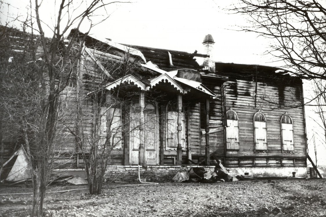 Церковь Успения Пресвятой Богородицы, Пайде (Ярвамаа, Эстония). архивная фотография, Храм после пожара. Из коллекции Музея Ярвамаа. Источник: http://www.muis.ee/museaalview/971670