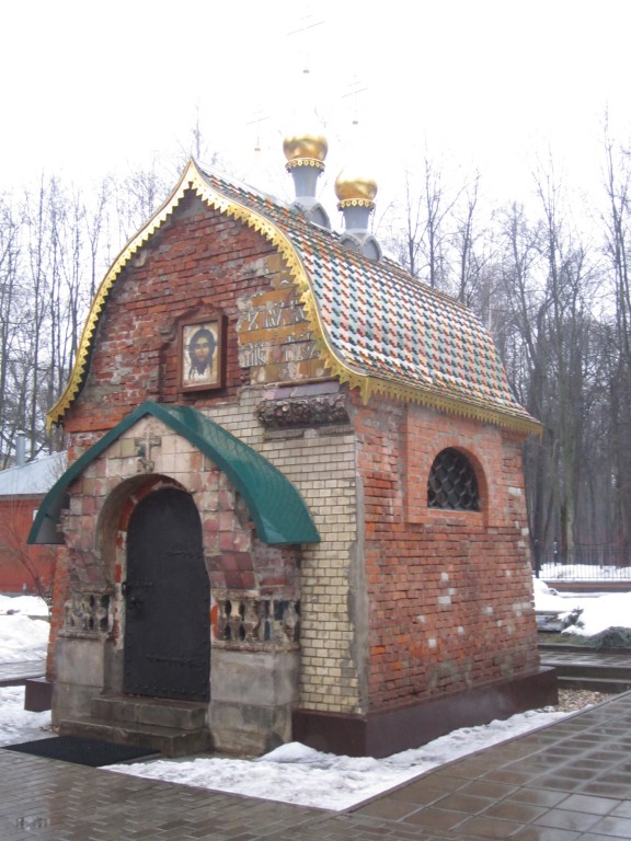 Часовня-усыпальница купцов Поляковых, Красногорск (Красногорский городской округ, Московская область). фасады