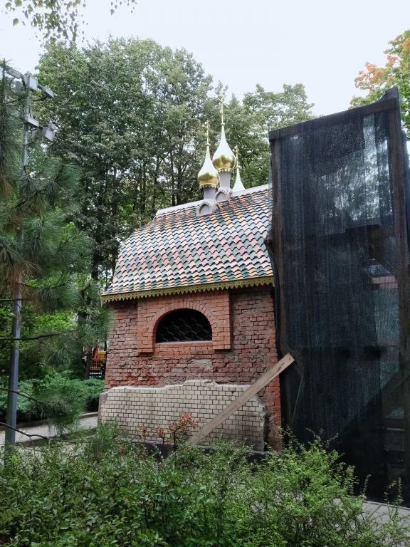 Часовня-усыпальница купцов Поляковых, Красногорск (Красногорский городской округ, Московская область). фасады