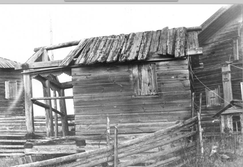 Малыниха. Часовня Троицы Живоначальной. архивная фотография, Вид на часовню с юга 