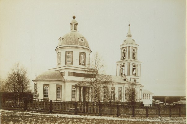 Красноглинье. Церковь Покрова Пресвятой Богородицы. архивная фотография, Фото с сайта: http://rodnaya-vyatka.ru/places/73895