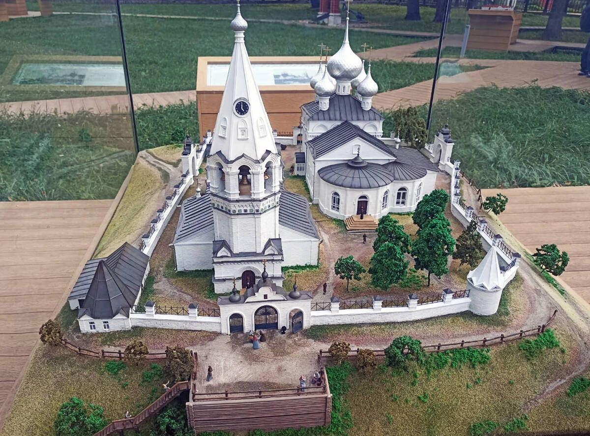 Собор Троицы Живоначальной, Городец (Городецкий район, Нижегородская область). дополнительная информация, Инсталяция собора, с места, где он находился до разрушения  
