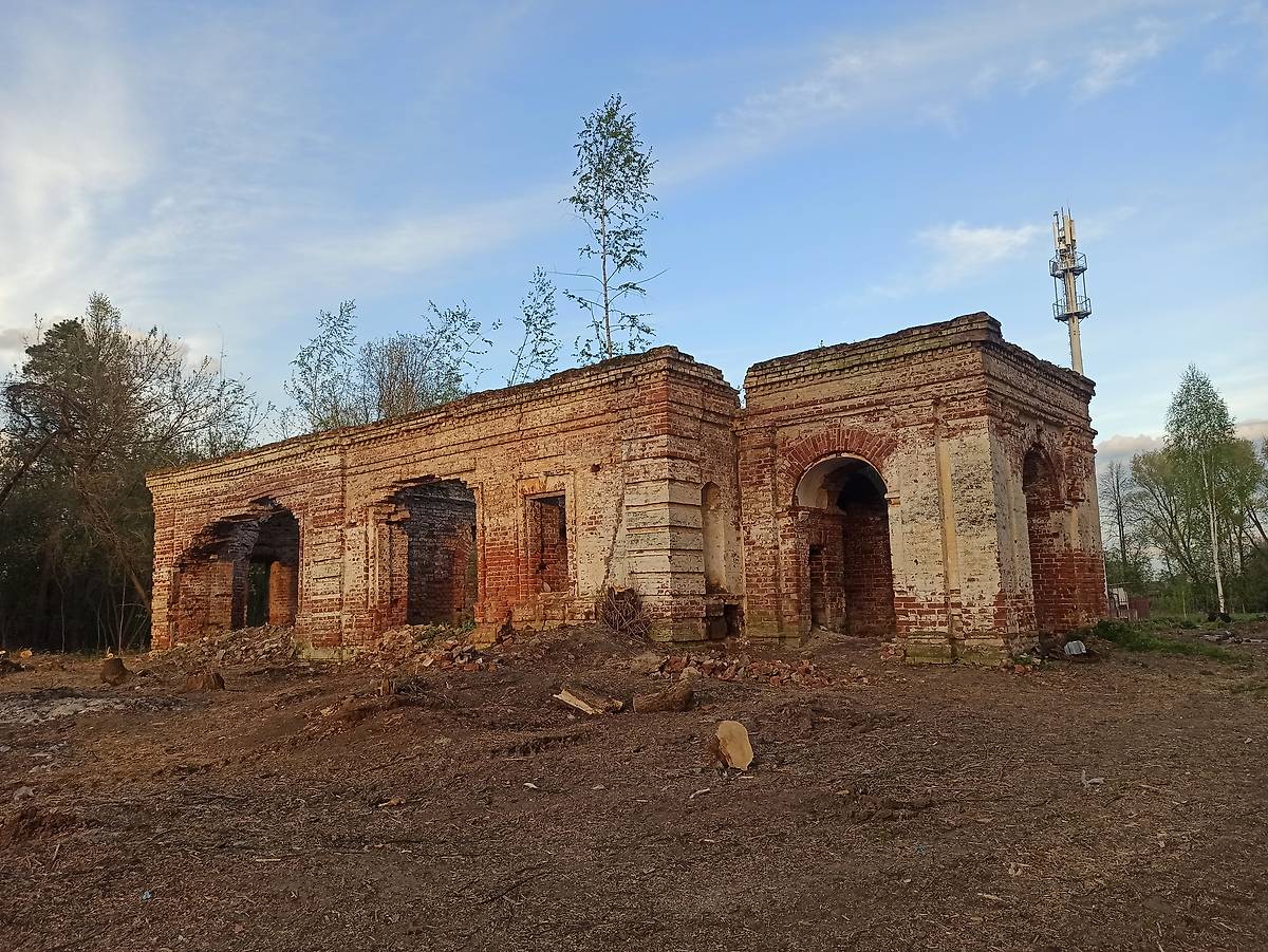 фасады. Церковь Троицы Живоначальной, Санчурск (Санчурский район, Кировская область)