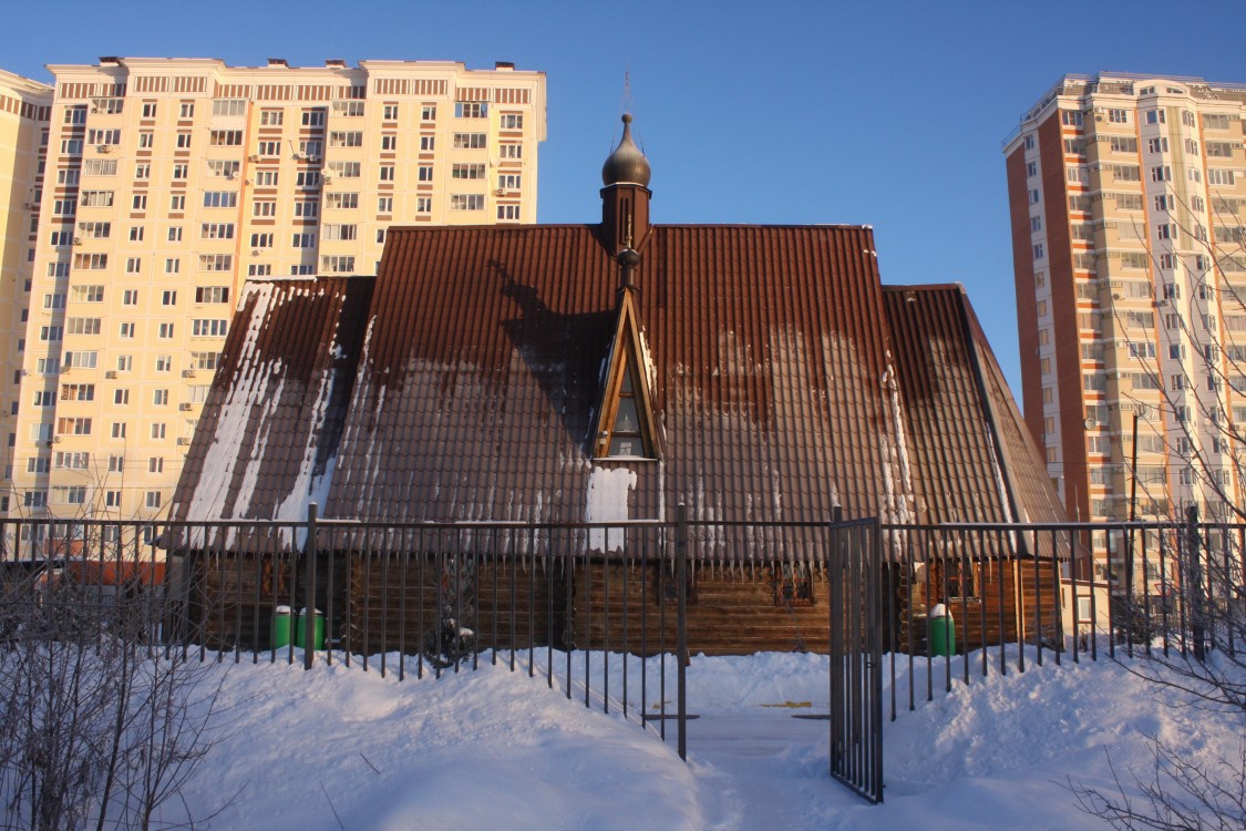 Лобня. Церковь Серафима Чичагова. фасады