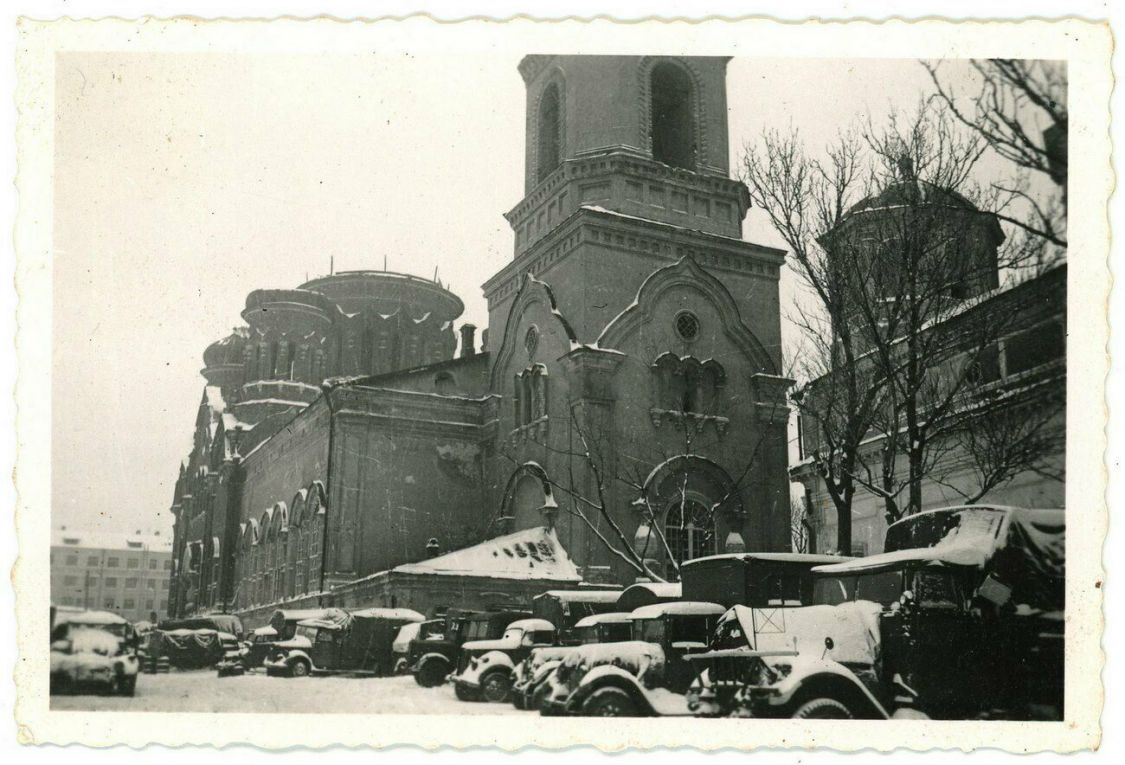 Церковь Покрова Пресвятой Богородицы, Орёл (Орёл, город, Орловская область). архивная фотография, Редкий ракурс с северо-западной стороны. Фото 1942 г. с аукциона e-bay.de
