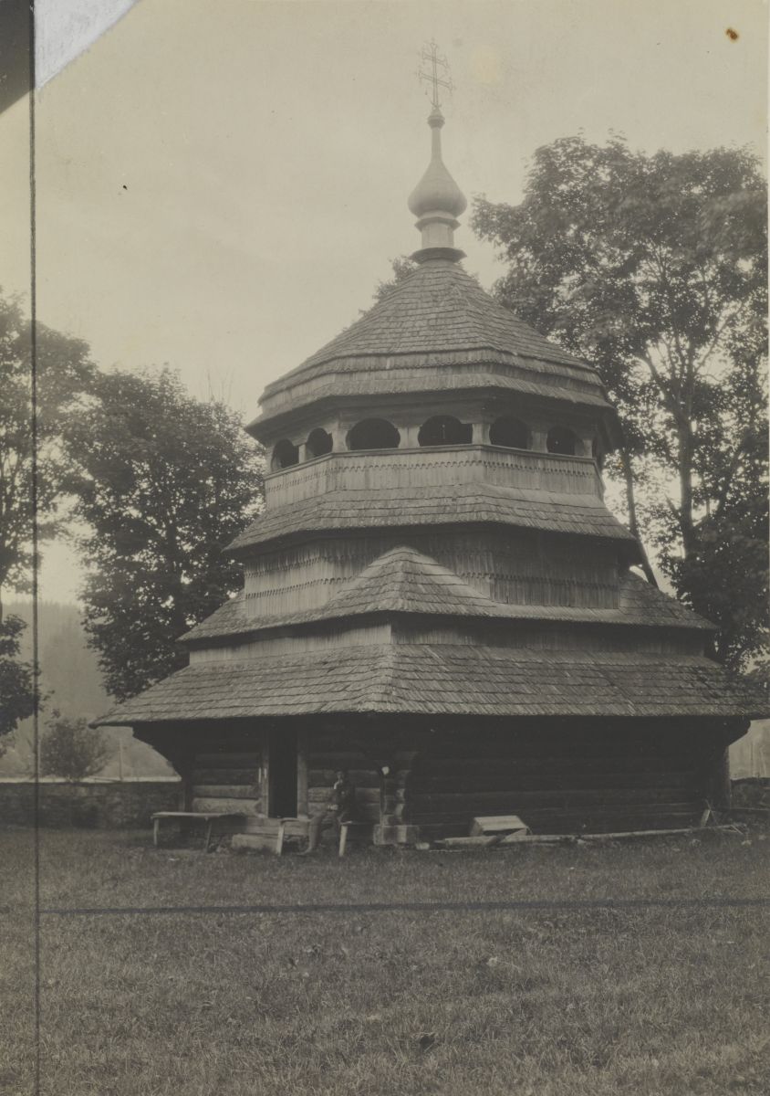 Микуличин. Церковь Троицы Живоначальной. архивная фотография, Фото 1914 г. https://polona2.pl/search/?filters=keyword:%22Mikuliczyn_(Ukraina,_obw._iwanofrankiwski,_rej._Jaremcze)%22,public:1,hasTextContent:0