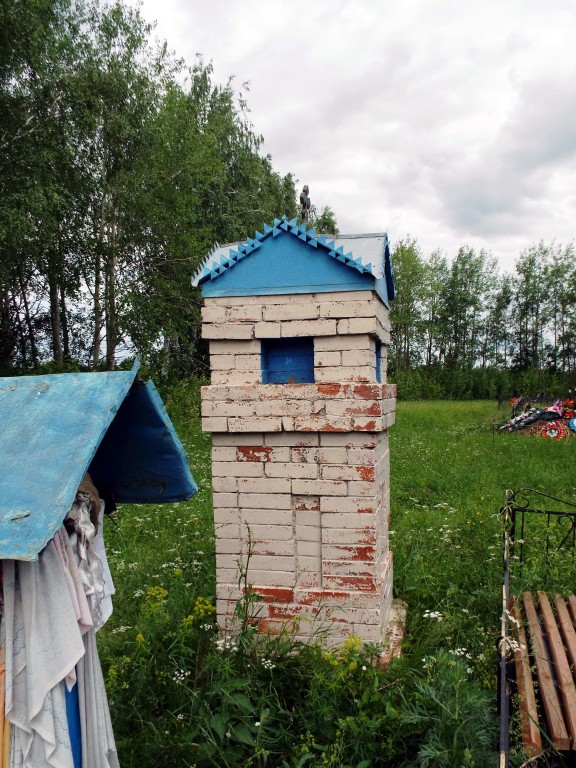 Часовенный столб, Альвидино (Пестречинский район, Республика Татарстан). фасады