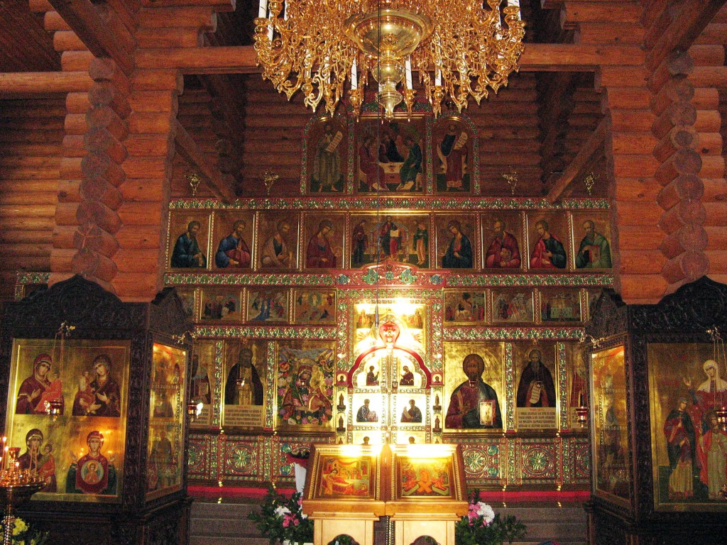 Церковь Сергия Радонежского, Кстово (Кстовский район, Нижегородская область). интерьер и убранство, Иконостас храма