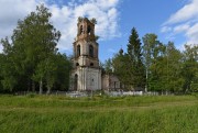 Церковь Сретения Господня в Зашугомье, Вид с юго-запада<br>, Сретенье, урочище, Солигаличский район, Костромская область