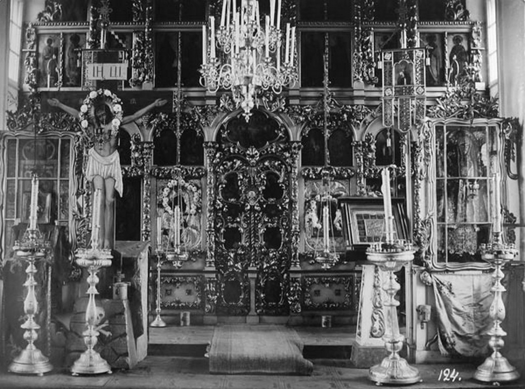 Церковь Параскевы Пятницы в Рыбной Слободе, Галич (Галичский район, Костромская область). архивная фотография, Иконостас. Фото С.А.Орлова нач. XX в. Фотоархив ИИМК РАН. с сайта http://www.old-churches.ru/ga_008.htm
