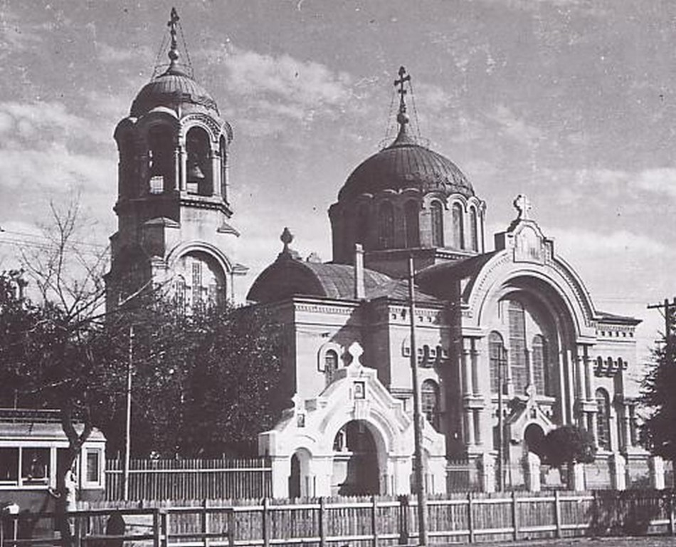 Церковь Благовещения Пресвятой Богородицы (третья), Харбин (Китай, Прочие страны). архивная фотография, фото 1941 года http://rpczmoskva.org.ru/istoriya/iz-istorii-russkoj-cerkovnoj-emigracii-v-kitae.html
