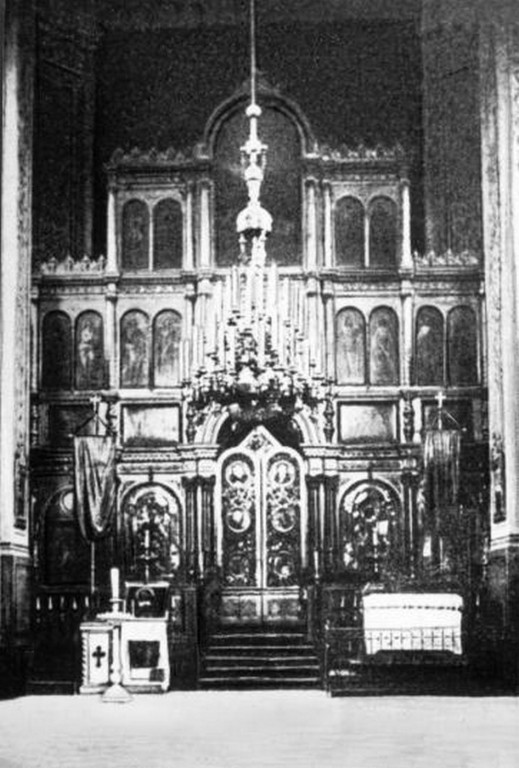 Церковь Воскресения  Христова в Малой Коломне, Адмиралтейский район (Санкт-Петербург, г. Санкт-Петербург). архивная фотография, Иконостас Мало-Коломенской церкви с сайта http://www.encspb.ru/object/2804678661