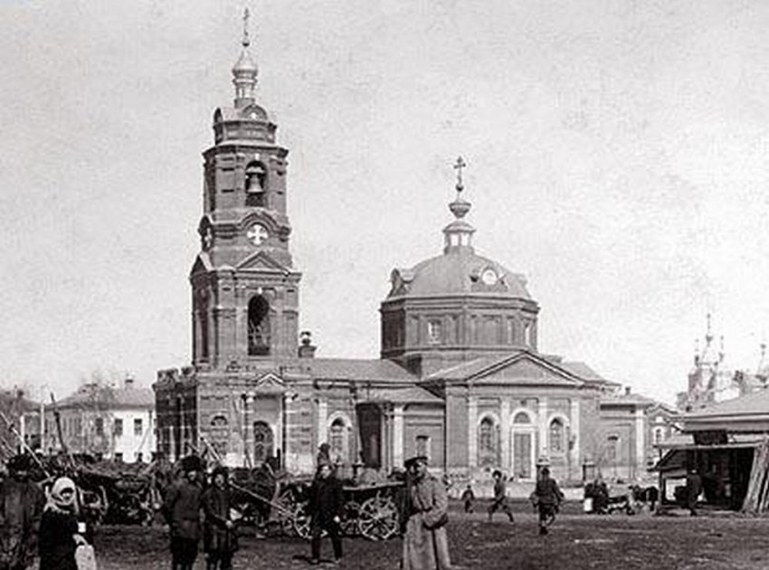 Муром. Церковь Усекновения главы Иоанна Предтечи. архивная фотография