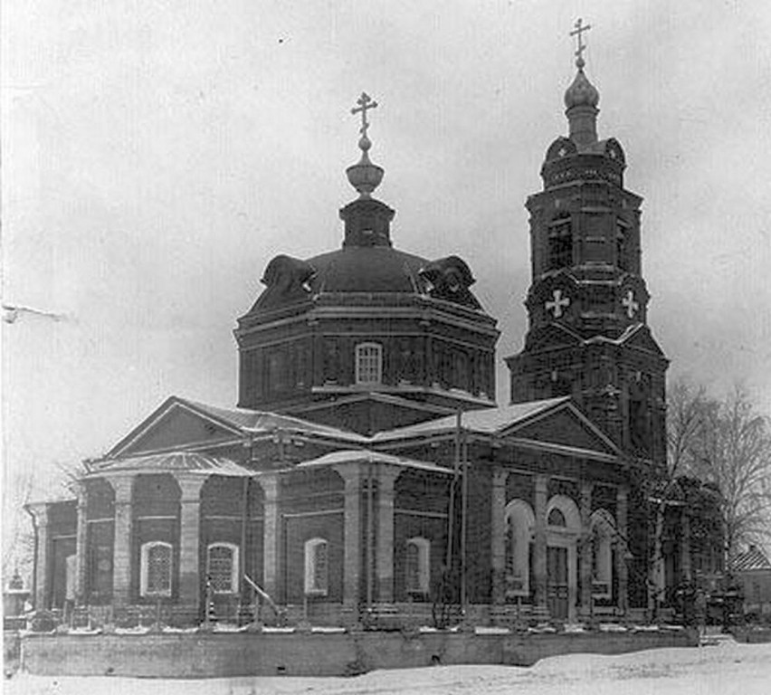 Муром. Церковь Усекновения главы Иоанна Предтечи. архивная фотография