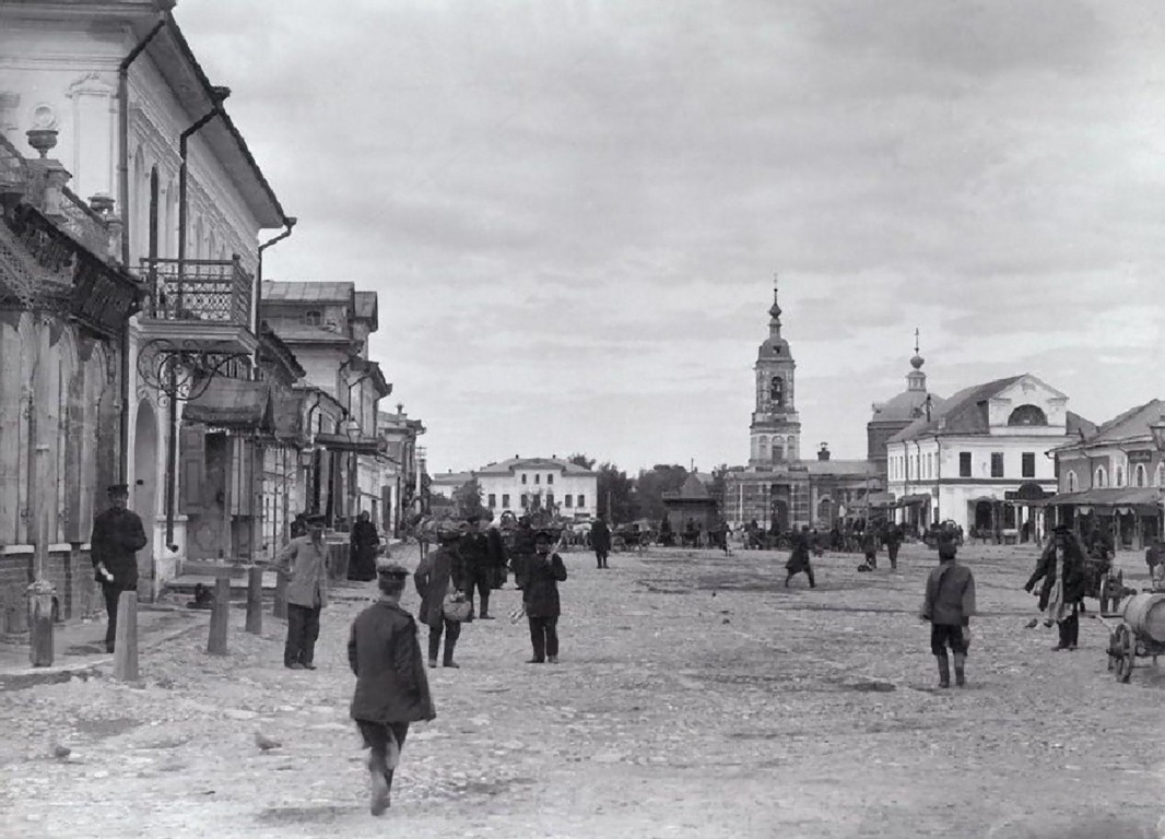 Муром. Церковь Усекновения главы Иоанна Предтечи. архивная фотография, Рождественская площадь и церковь Усекновения главы Иоанна Предтечи, 1901 г.