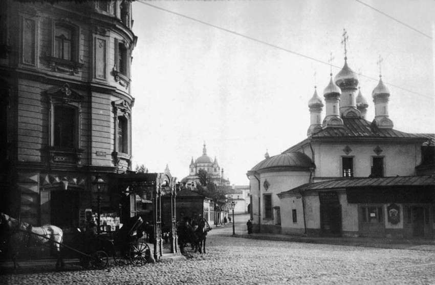 Церковь Воскресения Словущего на Остоженке, Хамовники (Центральный административный округ (ЦАО), г. Москва). архивная фотография, Фото с сайта zachatevmon.ru
