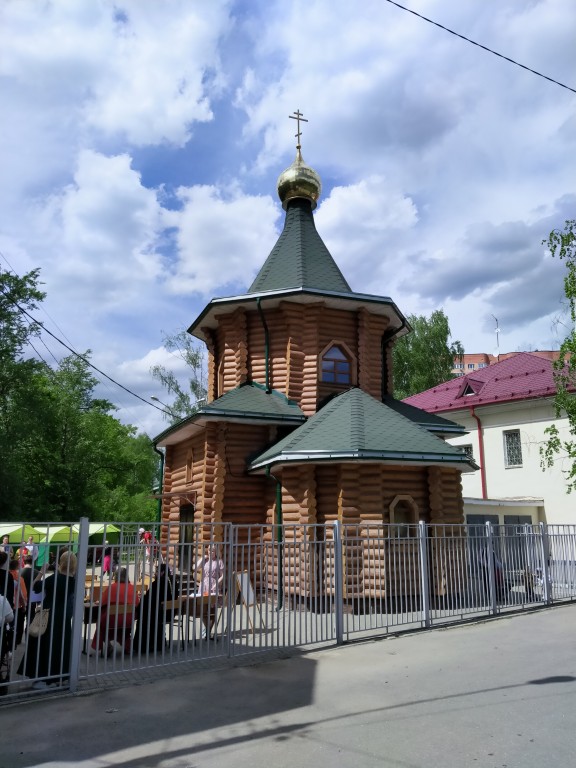 Подрезково. Церковь Петра и Февронии. фасады