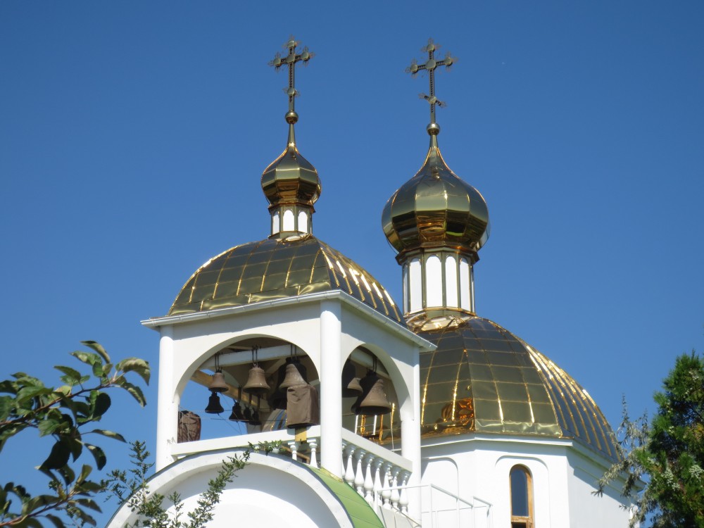 Церковь Агапита Печерского, Ближнее (Феодосия, город, Республика Крым). фасады