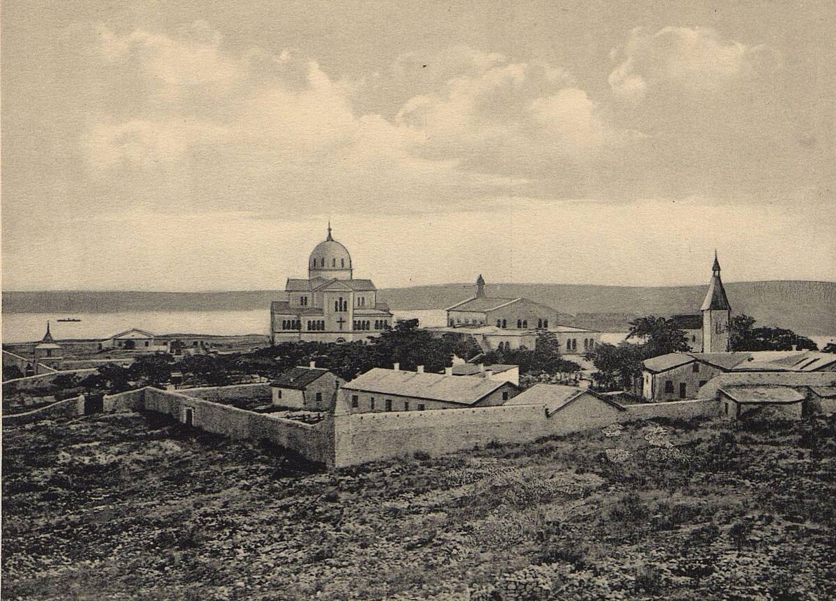 Херсонесский Князь-Владимирский монастырь, Севастополь (Гагаринский район, г. Севастополь). архивная фотография, Почтовая фотокарточка нач. ХХ века. 1909-1916 гг.