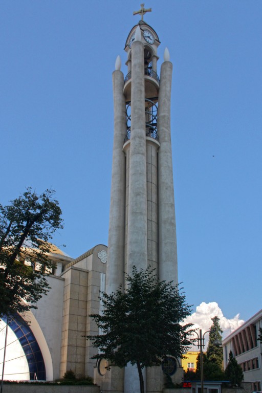 Кафедральный собор Воскресения Христова, Тирана (Албания, Прочие страны). архитектурные детали, колокольня собора
