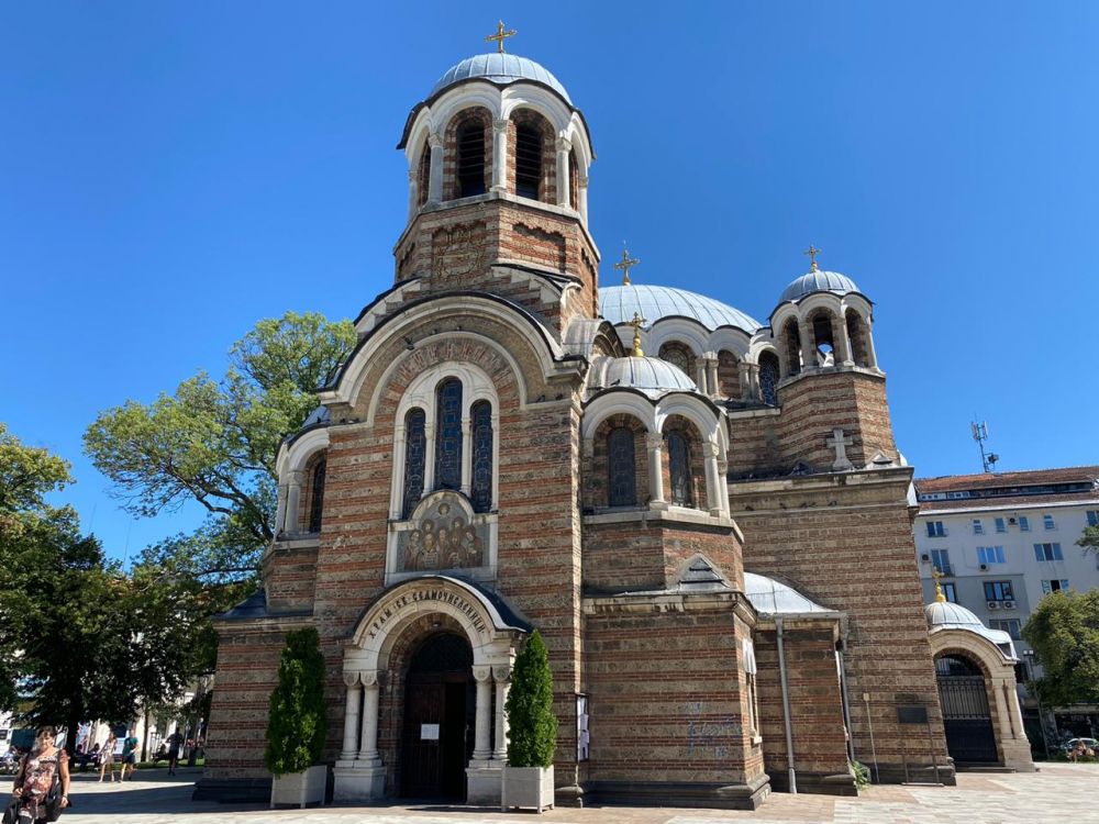 Церковь Святых Седьмочисленников, София (София, Болгария). фасады