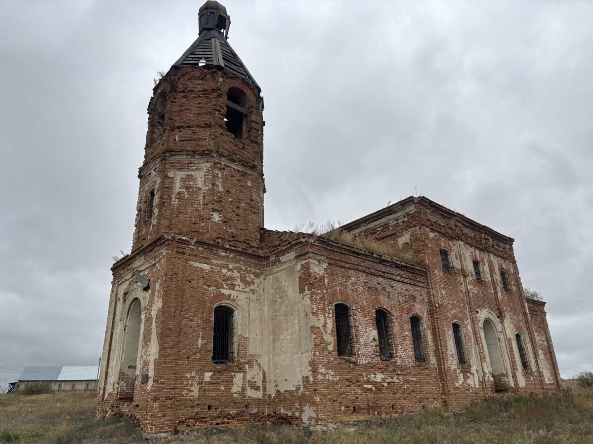 Церковь Михаила Архангела, Лопуховка (Руднянский район, Волгоградская область). фасады