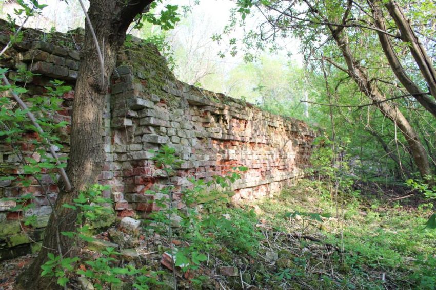 Калуга. Казанский монастырь (старый). дополнительная информация, Фрагмент северной части монастырской ограды