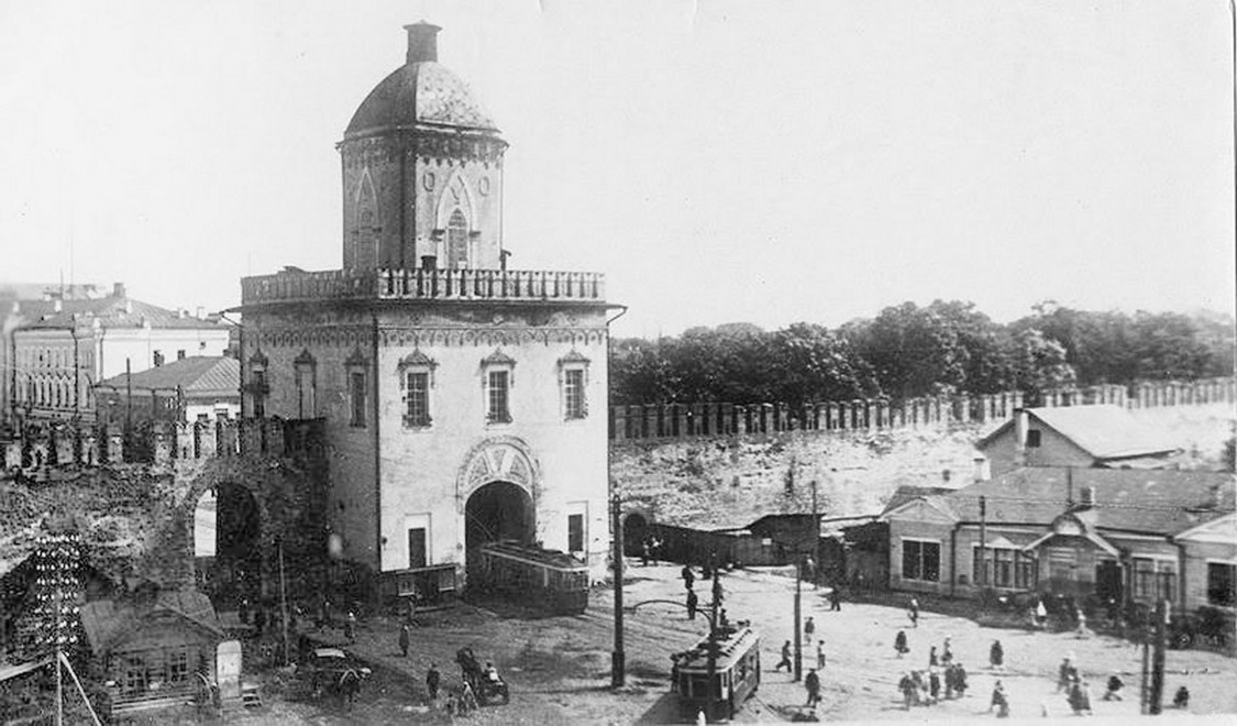 Церковь Благовещения Пресвятой Богородицы при 2-ом пехотном Софийском полку над Молоховскими воротами, Смоленск (Смоленск, город, Смоленская область). архивная фотография, 1930 год