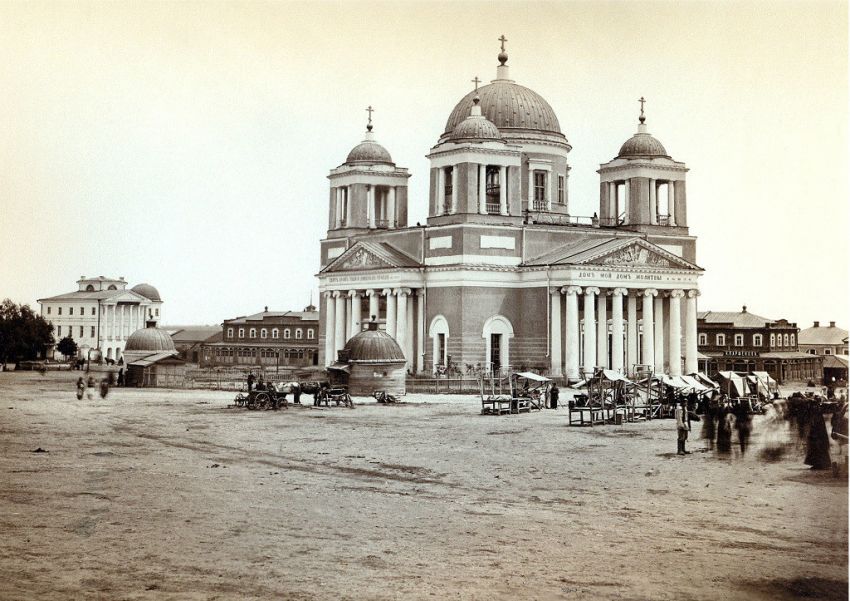 Собор Усекновения главы Иоанна Предтечи, Вольск (Вольский район, Саратовская область). архивная фотография, Фото с сайта https://pastvu.com/p/419494