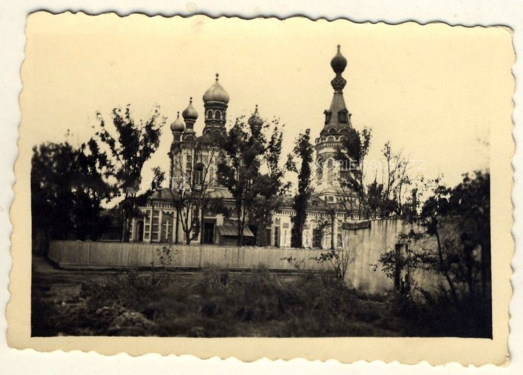 Церковь Всех Святых в Солдатской слободе, Смоленск (Смоленск, город, Смоленская область). архивная фотография, Северный фасад. Фото 1941 г. с аукциона e-bay.de