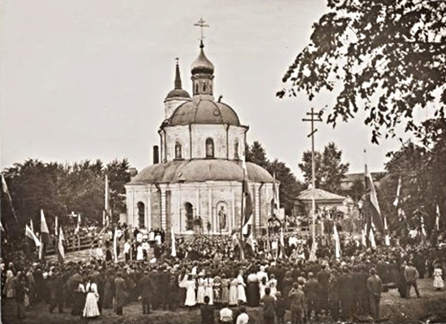 Церковь Всех Святых  в Боброве, Коломна (Коломенский городской округ, Московская область). архивная фотография, Фото 1910-х гг. Закладка нового храма (пристройки). ГКМФ. Государственный исторический музей
