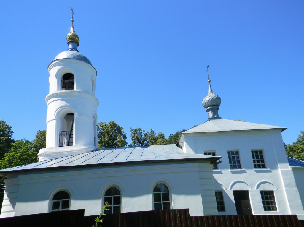 Церковь Троицы Живоначальной, Чернцы (Лежневский район, Ивановская область). фасады