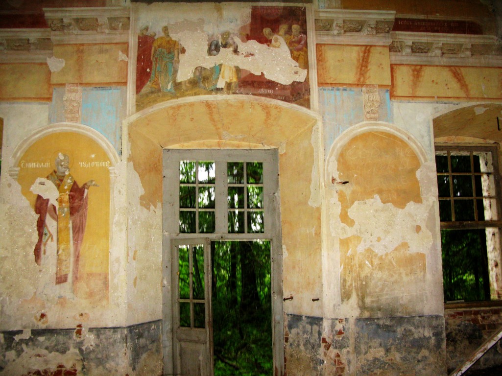Церковь Воскресения Христова, Владимирово, урочище (Сусанинский район, Костромская область). интерьер и убранство