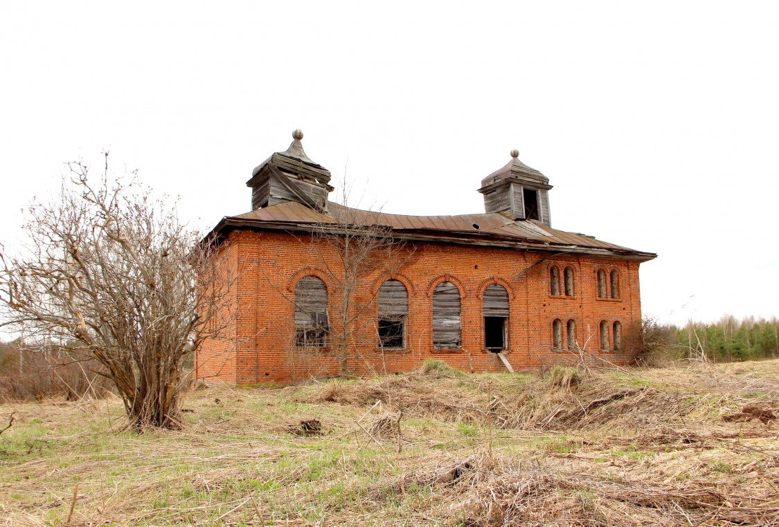 Комарово, урочище. Неизвестная молельня. фасады