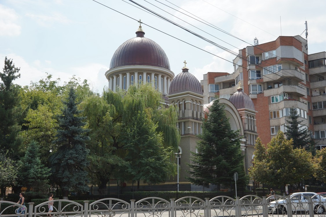 Церковь Благовещения Пресвятой Богородицы, Дева (Хунедоара, Румыния). фасады