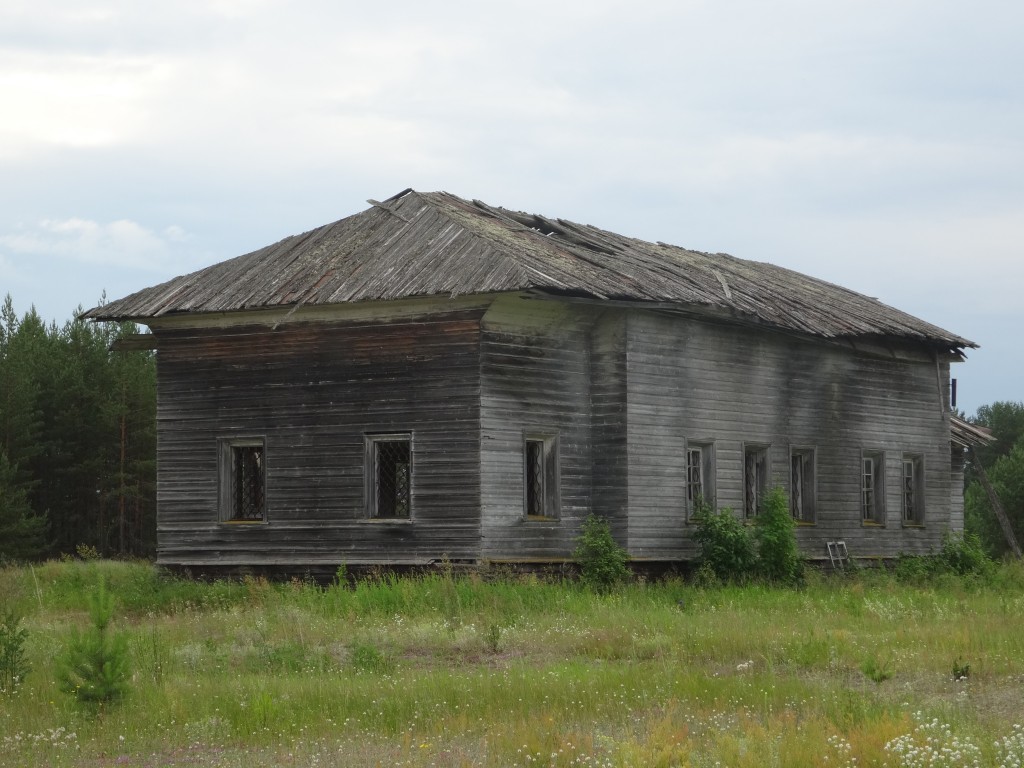 Церковь Боголюбской иконы Божией Матери, Сметанино (Шенкурский район, Архангельская область). фасады, вид с северо-востока