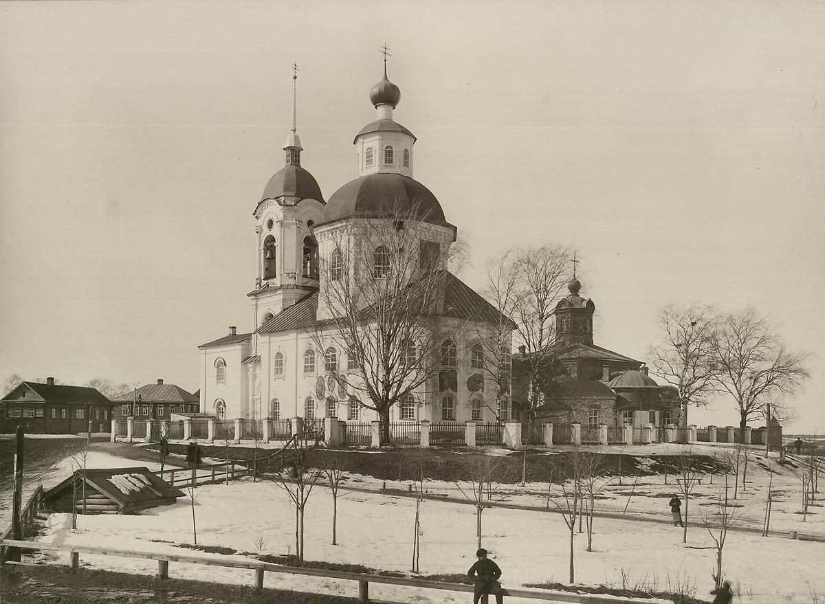 Фотография 1890-1900-х гг., архивная фотография. Церковь Преображения Господня, Боровичи (Боровичский район, Новгородская область)