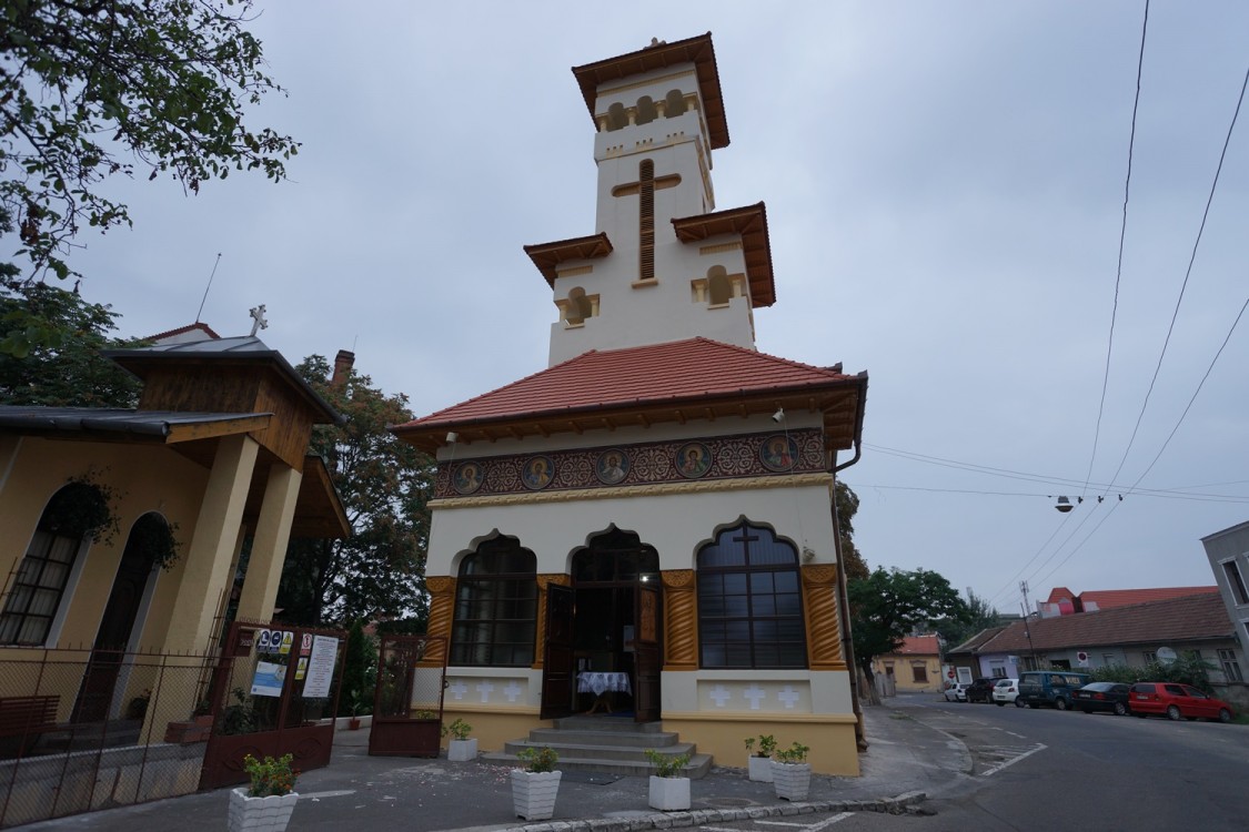 Церковь Благовещения Пресвятой Богородицы, Орадя (Бихор, Румыния). фасады