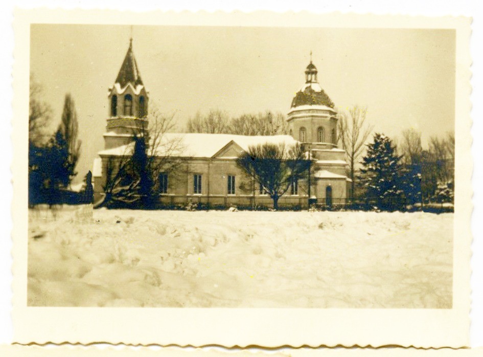 После реконструкции под лютеранскую церковь. Фото 1940 г. с аукциона e-bay.de, архивная фотография. Церковь Петра и Павла при  Кексгольмском лейб-гвардии полку, Варшава (Мазовецкое воеводство, Польша)