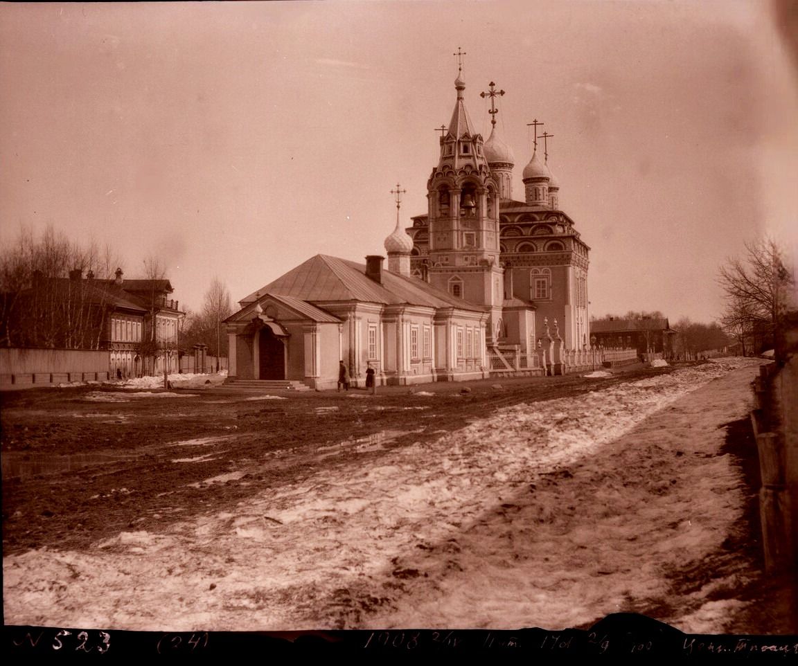 Фото Карякина Н. А. 1908 г. из фондов Костромского музея-заповедника. (ГК № 66638759), архивная фотография. Церковь Троицы Живоначальной, Кострома (Кострома, город, Костромская область)