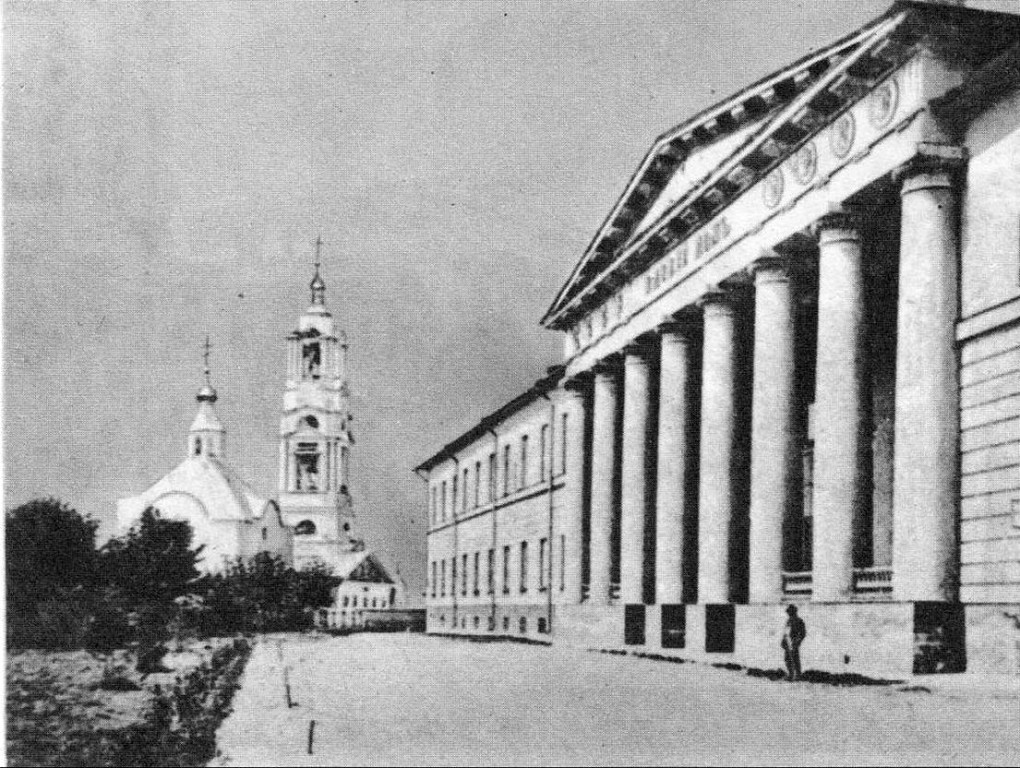 Церковь Покрова Пресвятой Богородицы, что в Кудрине, Пресненский (Центральный административный округ (ЦАО), г. Москва). архивная фотография, 1900-1905 Вдовий дом и Храм с сайта https://pastvu.com/ 