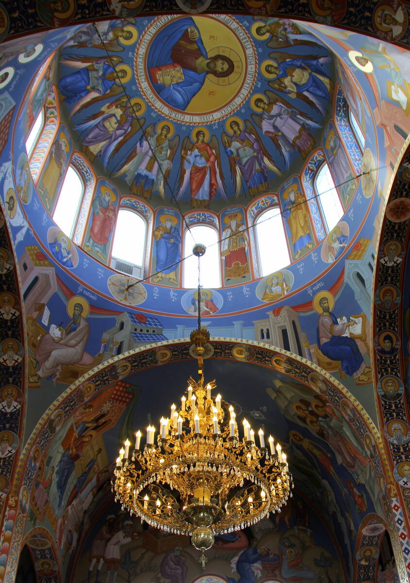 Церковь Феодора Ушакова, Новофёдоровка (Сакский район, Республика Крым). интерьер и убранство
