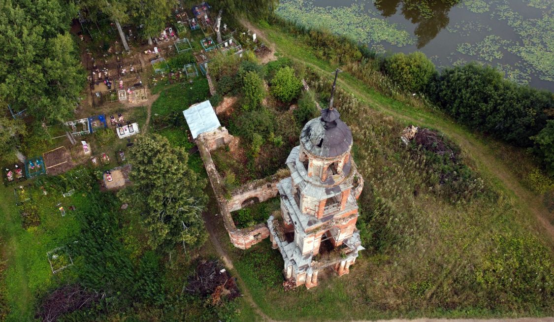 Церковь Николая Чудотворца, Сумароково (Сусанинский район, Костромская область). общий вид в ландшафте