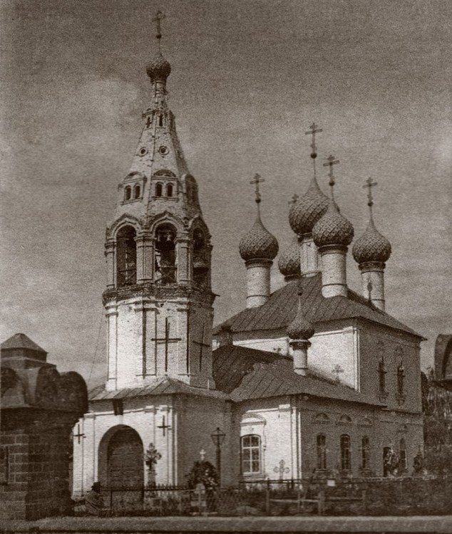 Кострома. Церковь Николая Чудотворца в Никольской слободе. архивная фотография, Церковь Николы в Никольской слободе за Волгой.