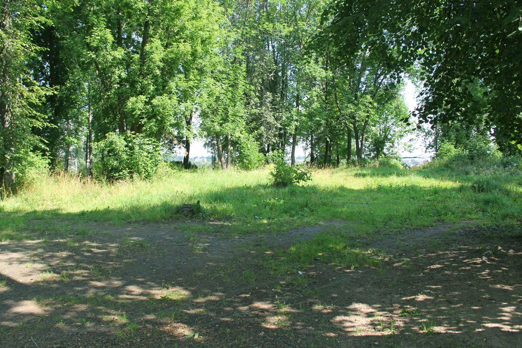 Церковь Николая Чудотворца в Никольской слободе, Кострома (Кострома, город, Костромская область). дополнительная информация, Сквер на месте церкви