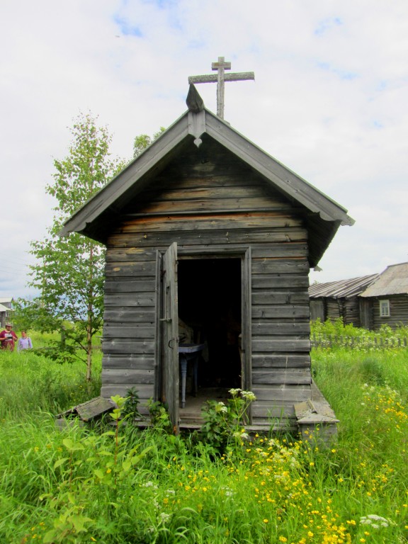 Верховье (Верхняя Мудьюга, Митинская, Ряхковская). Часовня Георгия Победоносца. фасады